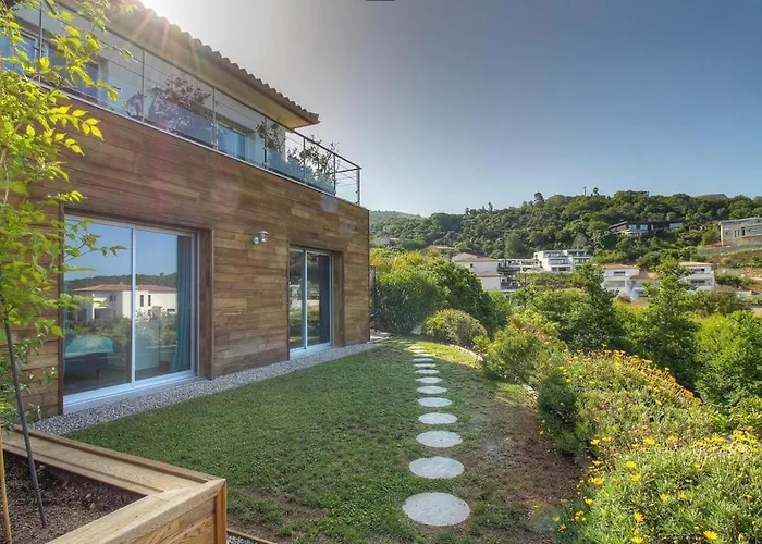 Appartement Rez De Vue Panoramique *